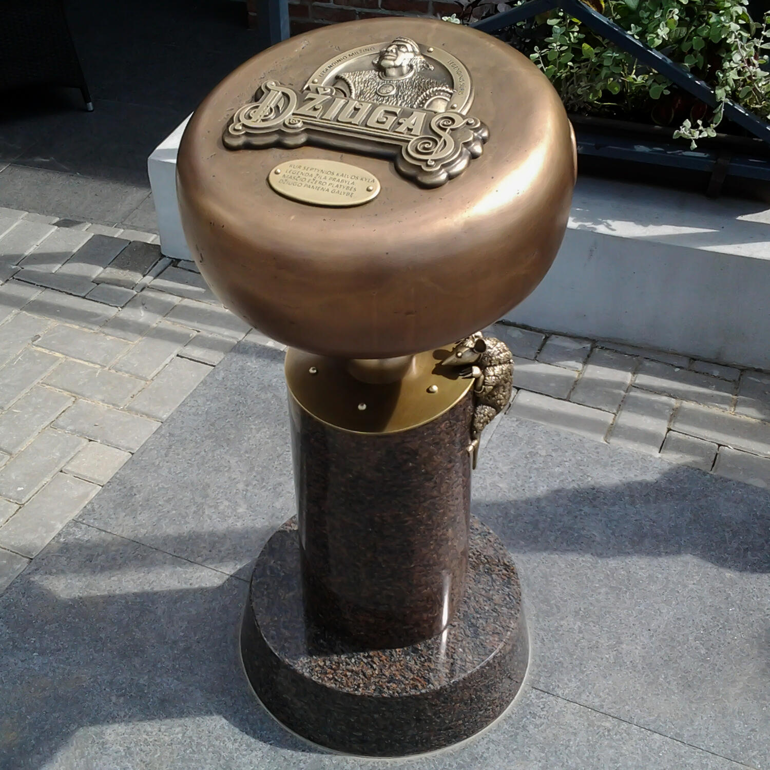 Sculpture Džiugas Cheese, Telšiai