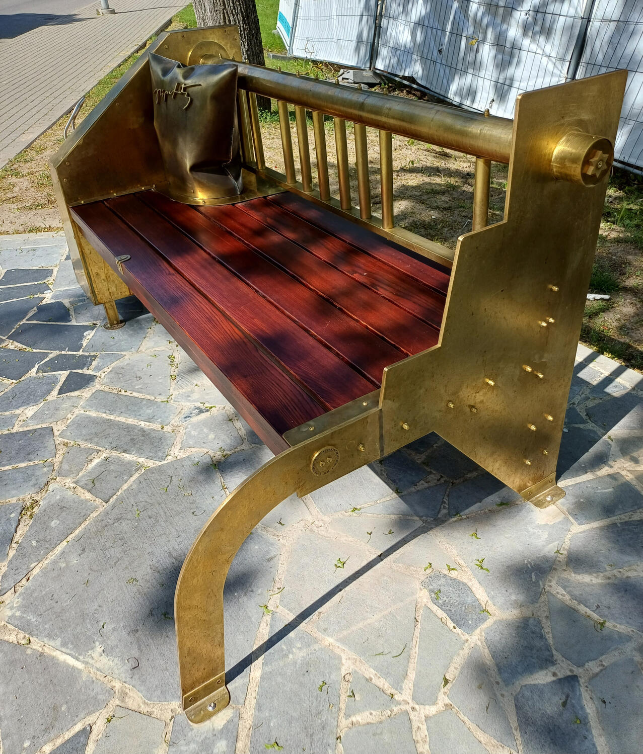 Bench for Žakas Lipšicas, Druskininkai